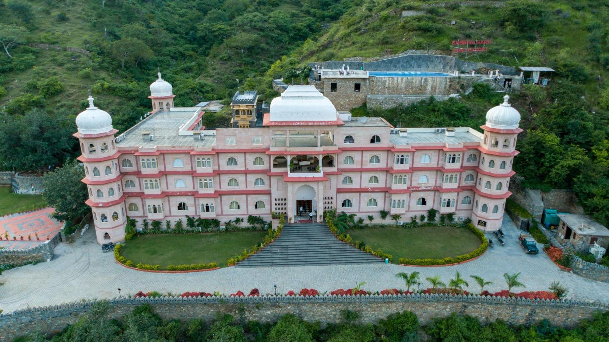 Kumbhalgarh Fort Resort Kelwāra Exteriör bild