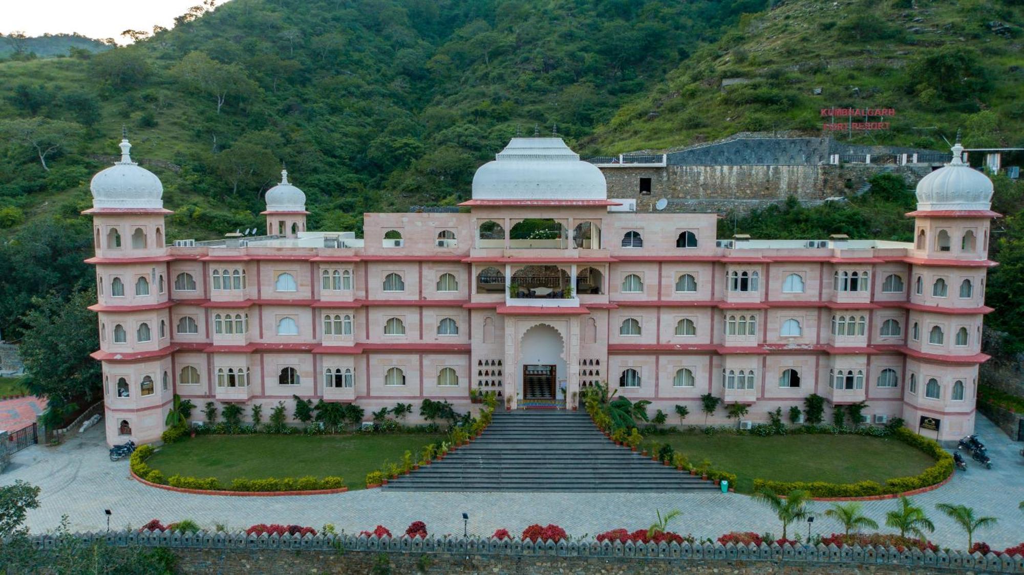 Kumbhalgarh Fort Resort Kelwāra Exteriör bild