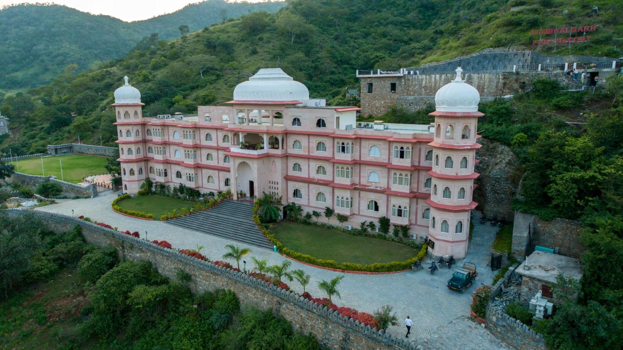 Kumbhalgarh Fort Resort Kelwāra Exteriör bild