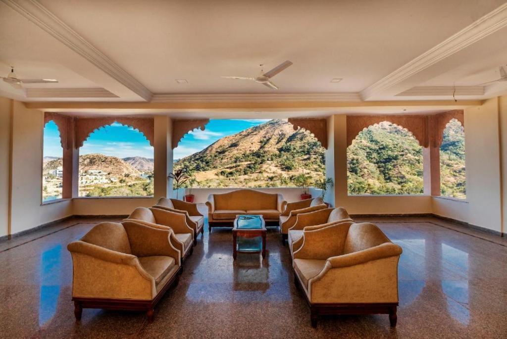 Kumbhalgarh Fort Resort Kelwāra Exteriör bild